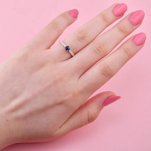 Round Sapphire & Diamond Engagement Ring – Image 3