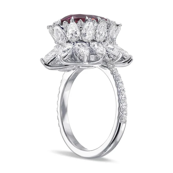 Extraordinary Oval Ruby and Diamond – Image 2