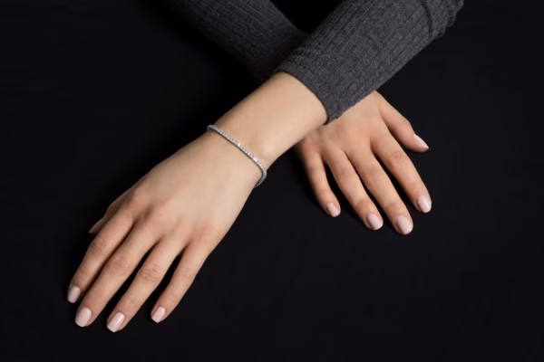 Colorless Round Brilliant Diamond Tennis Bracelet – Image 8